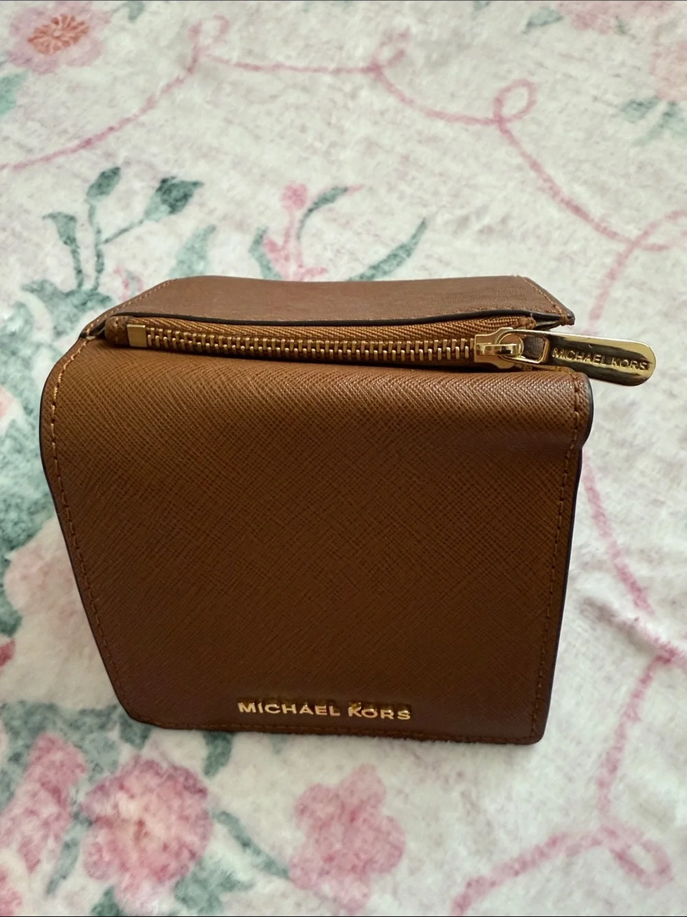 Michael Kors Leather Bifold Wallet - Tan Brown